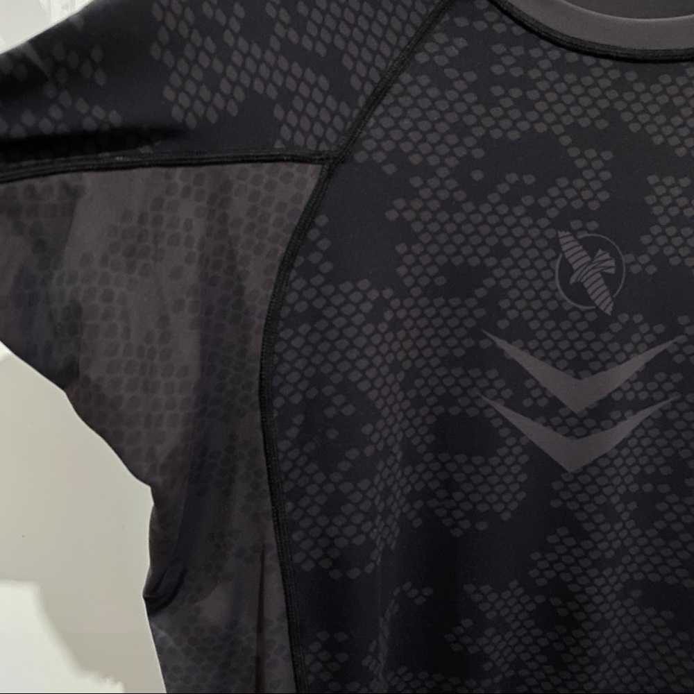 NWOT Hayabusa Ranked BJJ Rash Guard - Picture 2 of 6